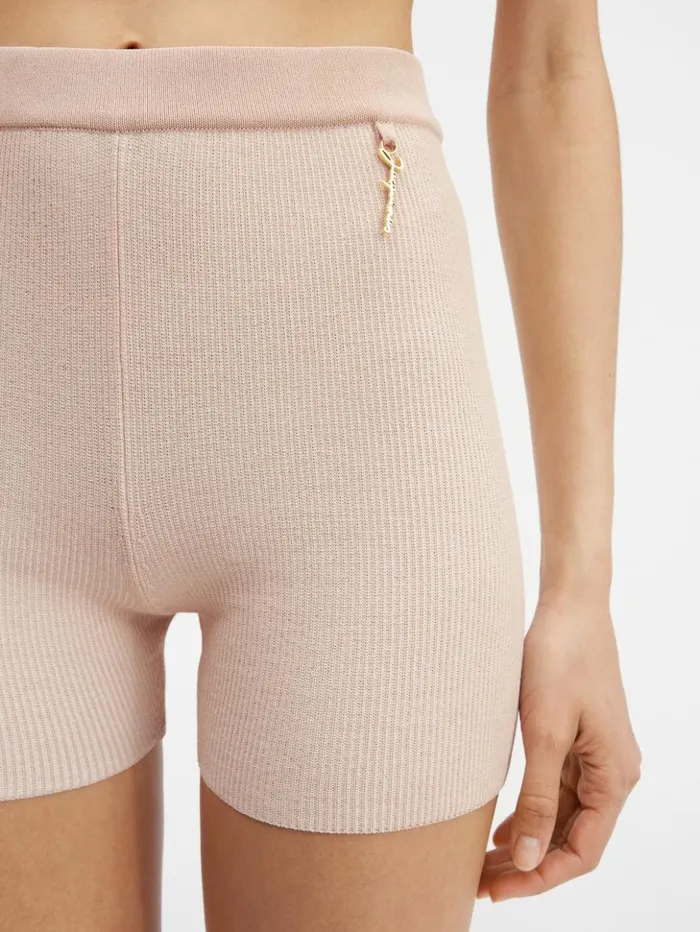 Women Trousers and Shorts JACQUEMUS The Pral Shorts Beige Women Trousers and Shorts JACQUEMUS The Pral Shorts Beige